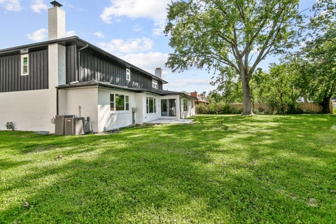 Tiny photo for 3045 Scott Crescent Cres, Flossmoor, IL 60422 (MLS # 12729899)