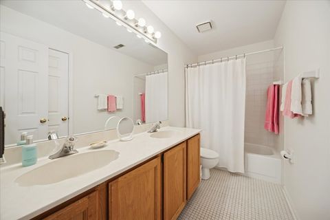 Tiny photo for 11438 Ashley Woods Drive, Westchester, IL 60154 (MLS # 12520780)