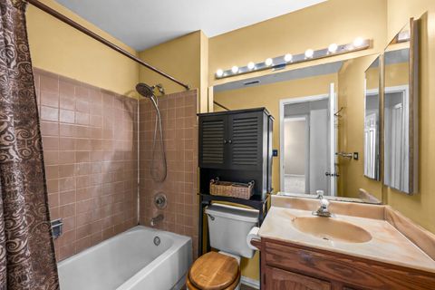 Tiny photo for 213 Winding Oak Lane, Buffalo Grove, IL 60089 (MLS # 12622148)