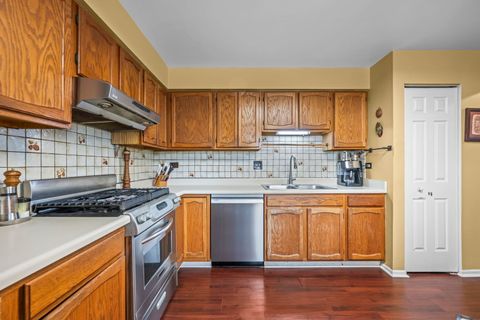 Tiny photo for 213 Winding Oak Lane, Buffalo Grove, IL 60089 (MLS # 12622148)