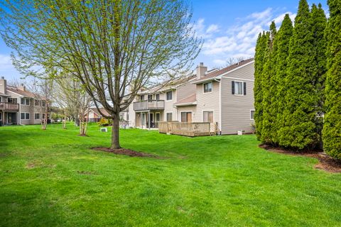 Tiny photo for 213 Winding Oak Lane, Buffalo Grove, IL 60089 (MLS # 12622148)