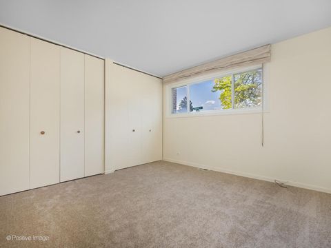 Tiny photo for 4710 Russett Lane #R1, Skokie, IL 60076 (MLS # 12462302)