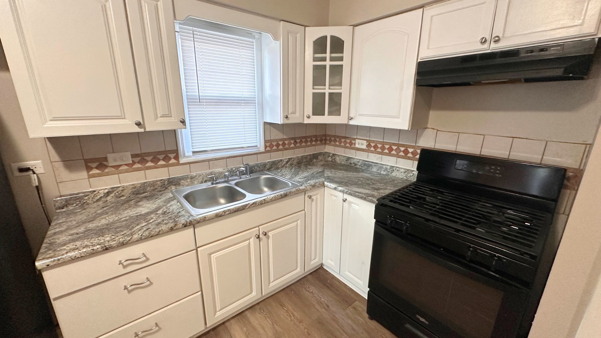 3416 W 124th Street