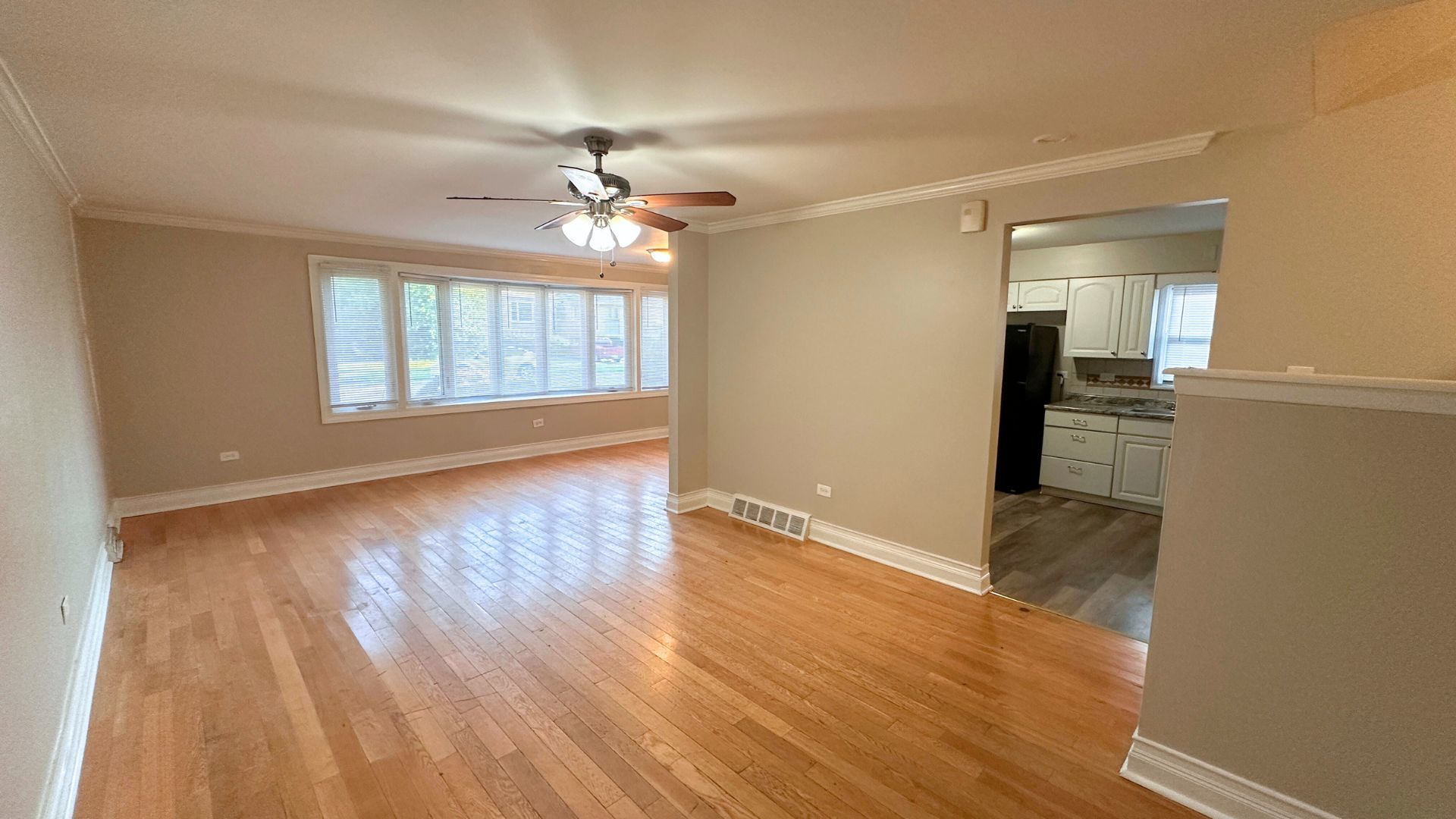 3416 W 124th Street