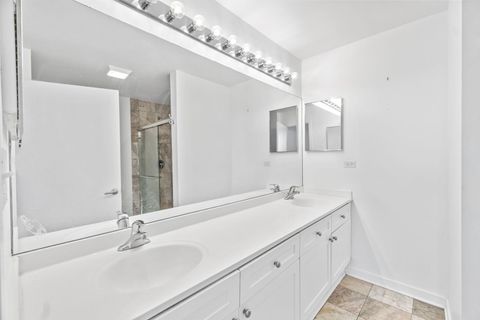 Tiny photo for 4537 S Drexel Boulevard #504, Chicago, IL 60653 (MLS # 12415861)