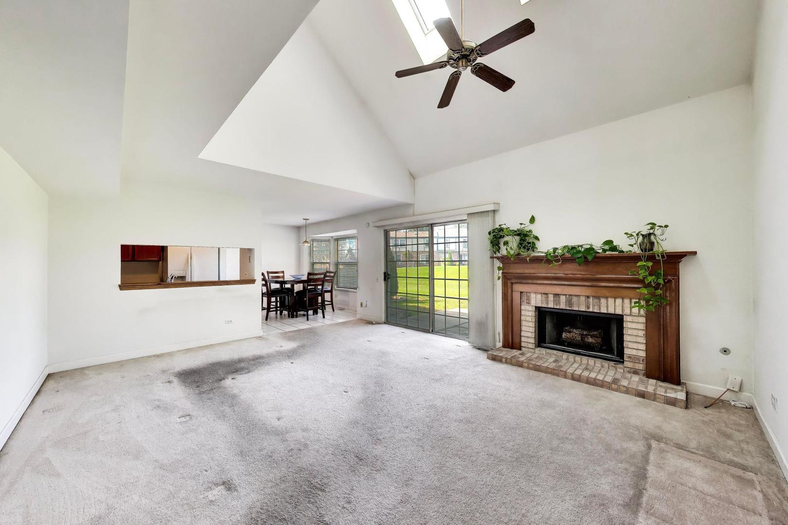 9166 GREENCASTLE Lane