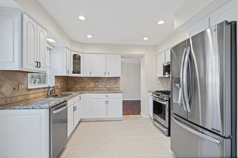 Tiny photo for 224 Downing Road, Buffalo Grove, IL 60089 (MLS # 12583388)