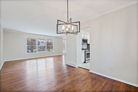 Tiny photo for 224 Downing Road, Buffalo Grove, IL 60089 (MLS # 12583388)