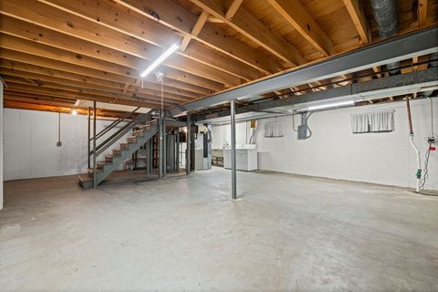 Tiny photo for 224 Downing Road, Buffalo Grove, IL 60089 (MLS # 12583388)