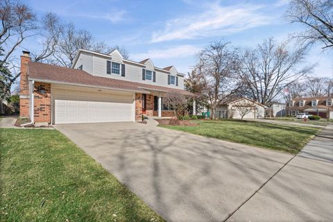 Tiny photo for 224 Downing Road, Buffalo Grove, IL 60089 (MLS # 12583388)