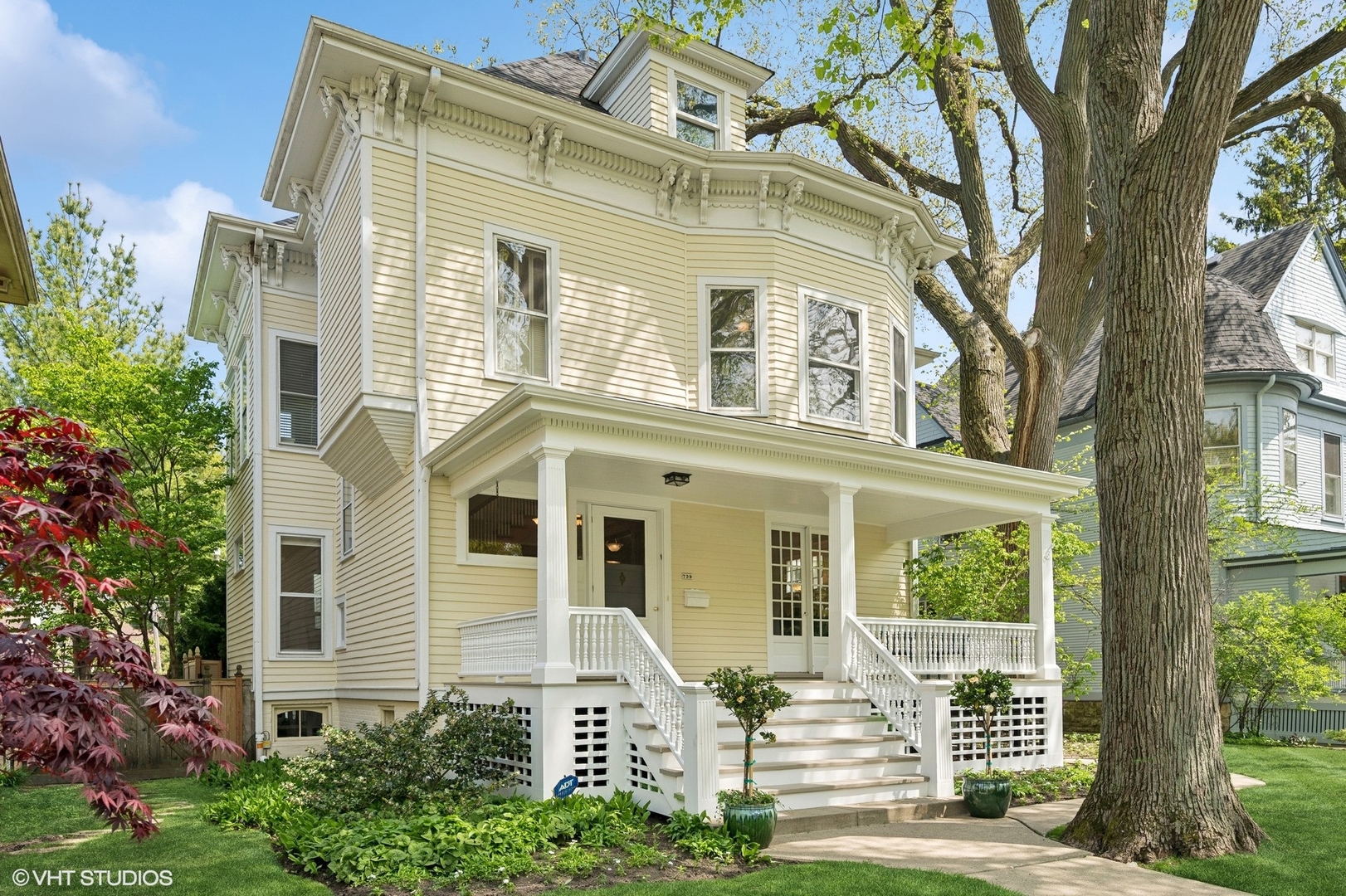 739 Forest Avenue
