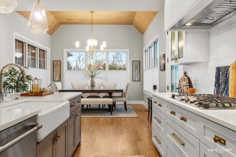 Tiny photo for 1862 W Wiesbrook Road, Wheaton, IL 60189 (MLS # 12607617)