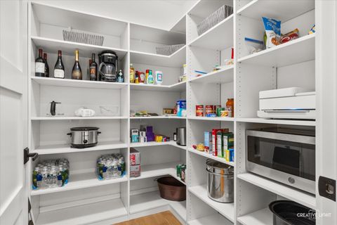 Tiny photo for 1862 W Wiesbrook Road, Wheaton, IL 60189 (MLS # 12607617)