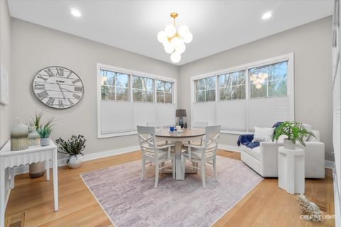 Tiny photo for 1862 W Wiesbrook Road, Wheaton, IL 60189 (MLS # 12607617)