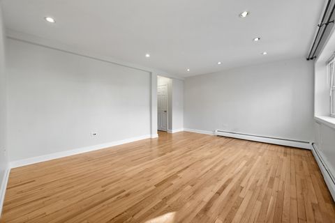 Tiny photo for 6835 N Seeley Avenue #1J, Chicago, IL 60645 (MLS # 12572723)