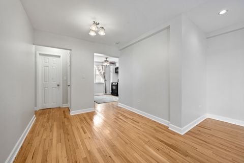 Tiny photo for 6835 N Seeley Avenue #1J, Chicago, IL 60645 (MLS # 12572723)