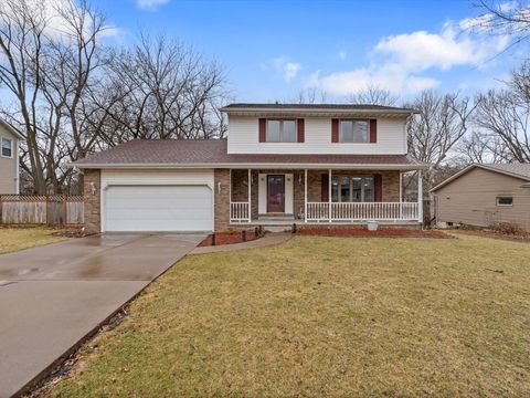 Photo of 704 E 6th Street, Coal Valley, IL 61240 (MLS # 12590519)