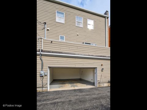 Tiny photo for 1922 N Lotus Avenue, Chicago, IL 60639 (MLS # 12507298)