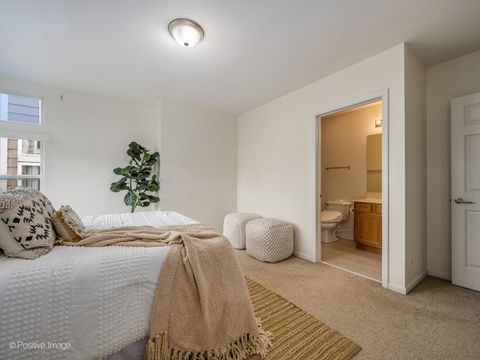 Tiny photo for 1922 N Lotus Avenue, Chicago, IL 60639 (MLS # 12507298)