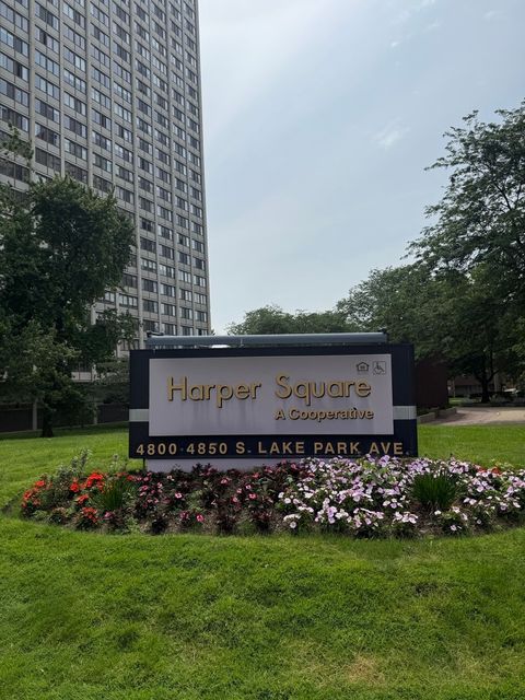 4850 S Lake Park Avenue 1508 Chicago IL 60615