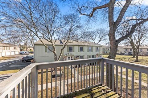 Tiny photo for 1675 Valley Forge Court #A, Wheaton, IL 60189 (MLS # 12595952)