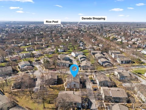 Tiny photo for 1675 Valley Forge Court #A, Wheaton, IL 60189 (MLS # 12595952)