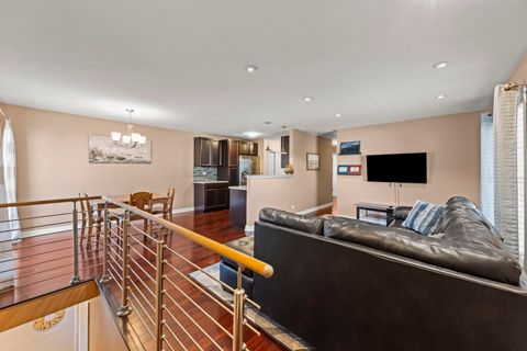 Tiny photo for 1675 Valley Forge Court #A, Wheaton, IL 60189 (MLS # 12595952)