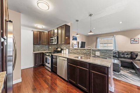 Tiny photo for 1675 Valley Forge Court #A, Wheaton, IL 60189 (MLS # 12595952)