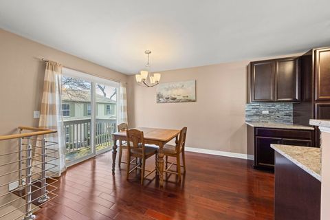 Tiny photo for 1675 Valley Forge Court #A, Wheaton, IL 60189 (MLS # 12595952)