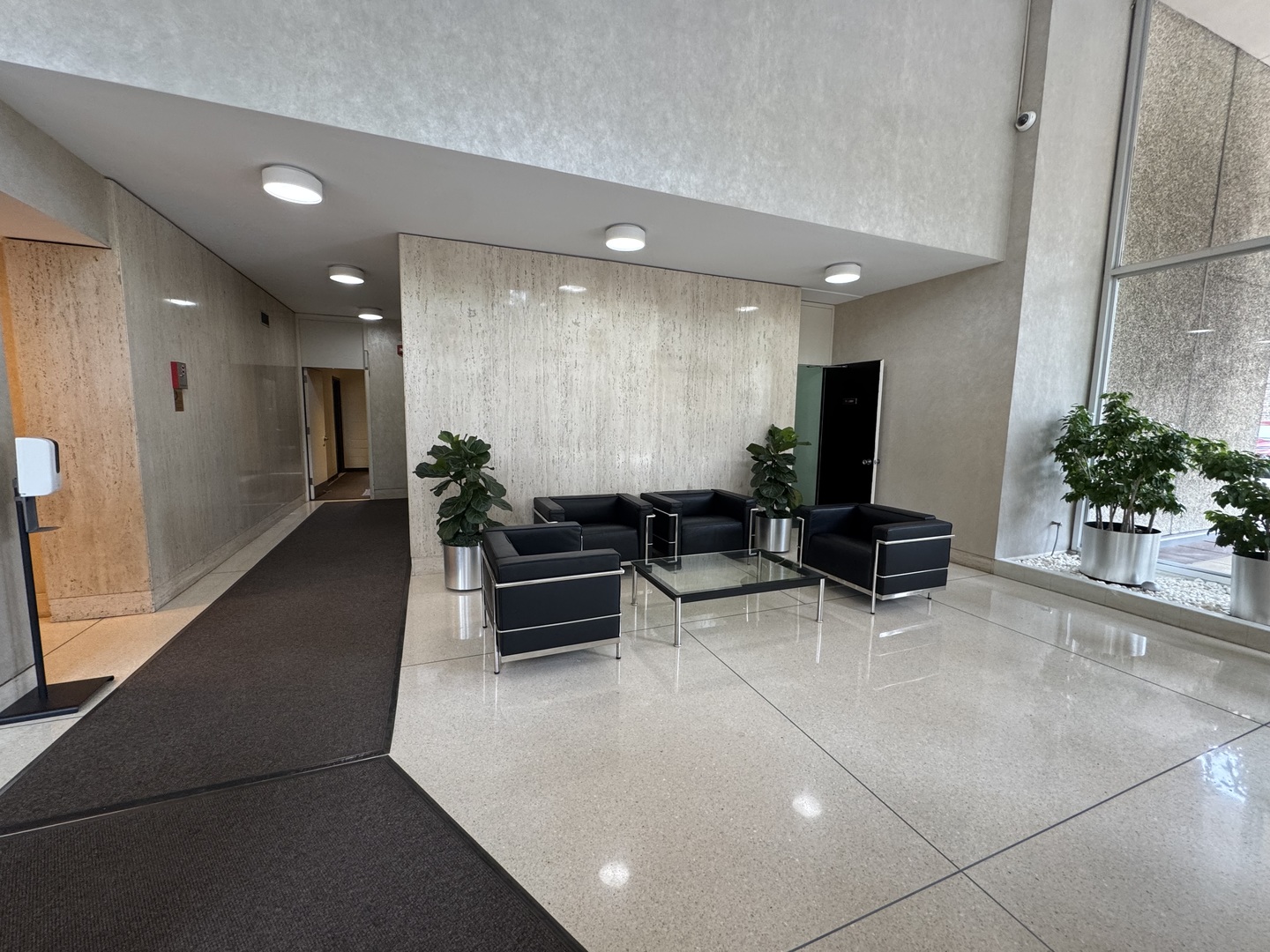 70 W Burton Place 1108