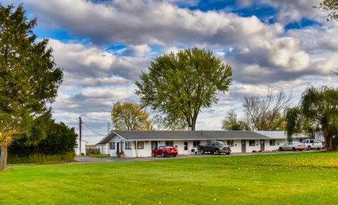 1650 US 30 Sugar Grove IL 60554