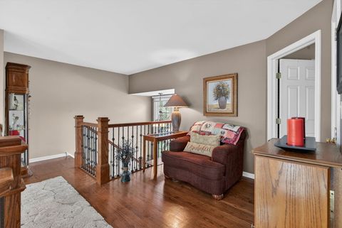 Tiny photo for 3434 Lake Shore Drive, Joliet, IL 60431 (MLS # 12606664)