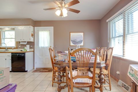 Tiny photo for 338 Ash Avenue, Wood Dale, IL 60191 (MLS # 12628818)