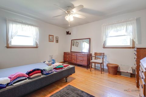 Tiny photo for 338 Ash Avenue, Wood Dale, IL 60191 (MLS # 12628818)