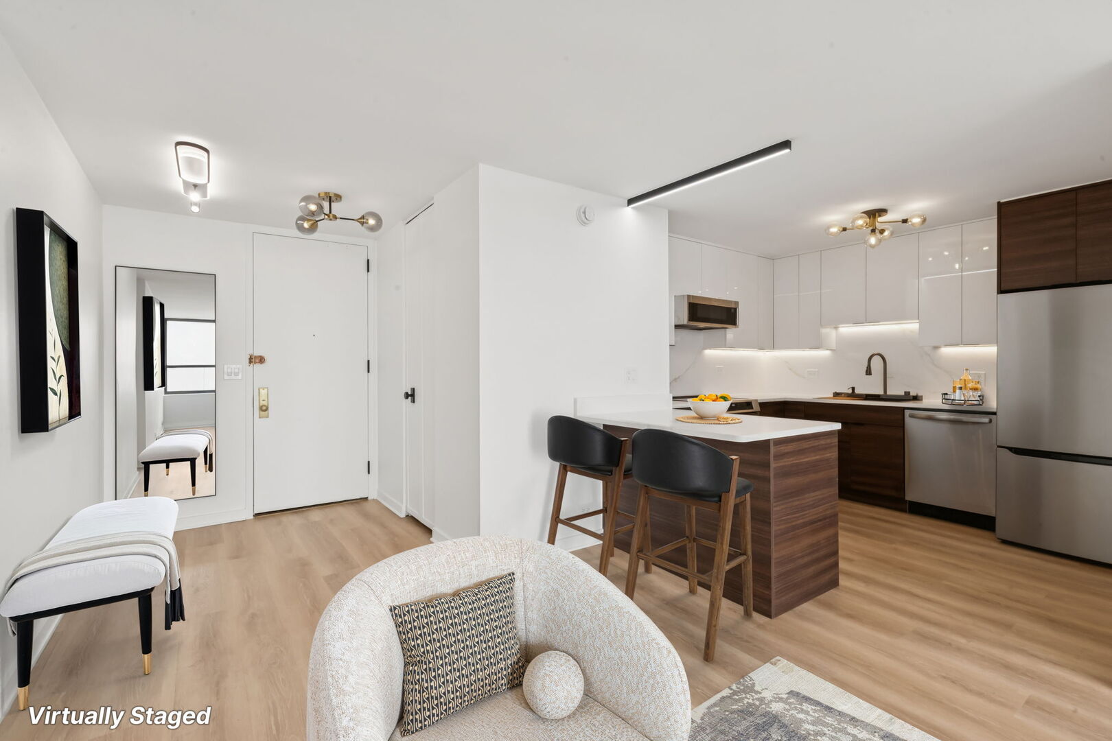 655 W Irving Park Road 4212