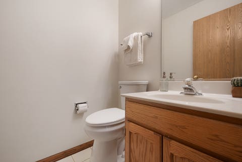 Tiny photo for 216 Brittany Drive #8E-2, Streamwood, IL 60107 (MLS # 12723351)