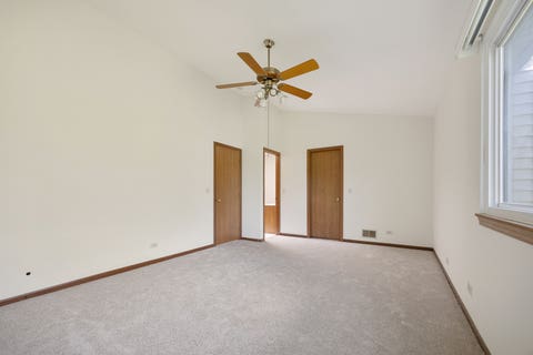 Tiny photo for 216 Brittany Drive #8E-2, Streamwood, IL 60107 (MLS # 12723351)
