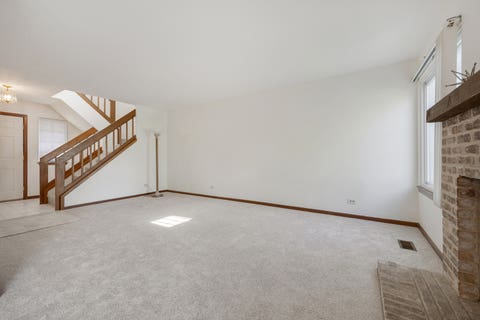 Tiny photo for 216 Brittany Drive #8E-2, Streamwood, IL 60107 (MLS # 12723351)