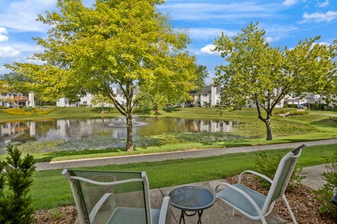 Tiny photo for 216 Brittany Drive #8E-2, Streamwood, IL 60107 (MLS # 12723351)