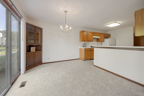 Tiny photo for 216 Brittany Drive #8E-2, Streamwood, IL 60107 (MLS # 12723351)