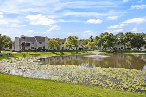 Tiny photo for 216 Brittany Drive #8E-2, Streamwood, IL 60107 (MLS # 12723351)