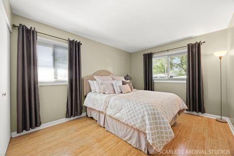 Tiny photo for 849 S School Street, Lombard, IL 60148 (MLS # 12472061)