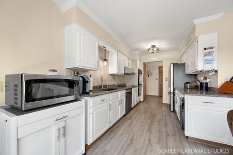 Tiny photo for 849 S School Street, Lombard, IL 60148 (MLS # 12472061)