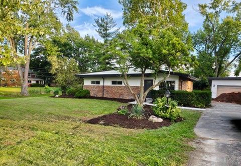 Photo of La Grange Highlands, IL 60525 (MLS # 12691775)