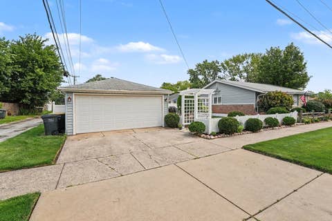 Tiny photo for 17156 Walter Street, Lansing, IL 60438 (MLS # 12736287)