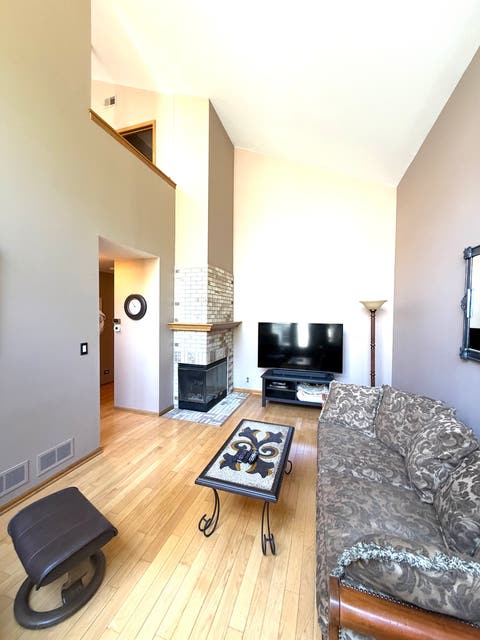 Tiny photo for 222 Thomas Drive, Wood Dale, IL 60191 (MLS # 12700144)