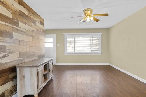Tiny photo for 165 Mayfair Drive, Lincoln, IL 62656 (MLS # 12477246)