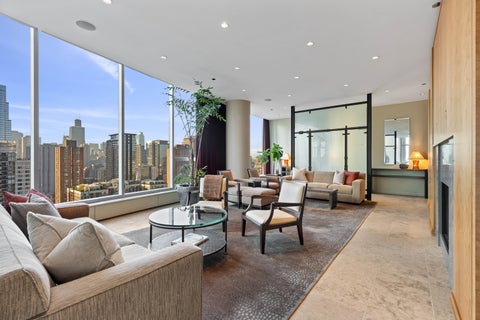 Tiny photo for 30 W Oak Street #20A, Chicago, IL 60610 (MLS # 12792693)