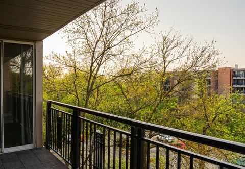 Tiny photo for 5950 Oakwood Drive #4A, Lisle, IL 60532 (MLS # 12635042)