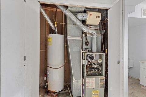 Tiny photo for 2919 Wasson Way, Decatur, IL 62521 (MLS # 12574598)